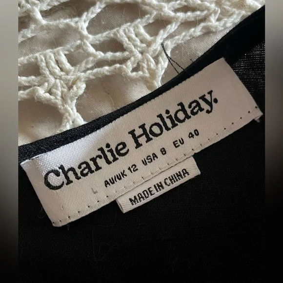 Linen cocktail Black Dress with Ruffle Sleeves - Picture 15 of 17